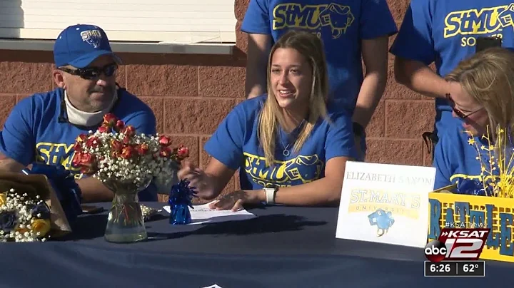 Veterans Memorial's Elizabeth Saxon commits to St....