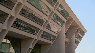Dallas City Hall's future debated amid much-needed repairs
