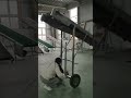 Folding belt conveyor the height can be adjusted behind the loading