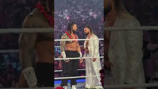 #wwe king 👑💖 the Roman reigns... short video#trendin page 📄📄