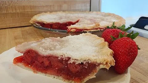 Strawberry Pie with Frozen Strawberries 👨‍🍳🍓🥧