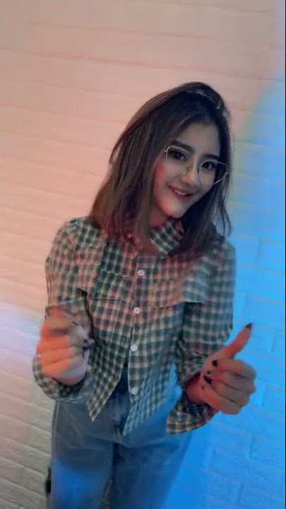 story wa cewek cantik ghea youbi terkeren viral....