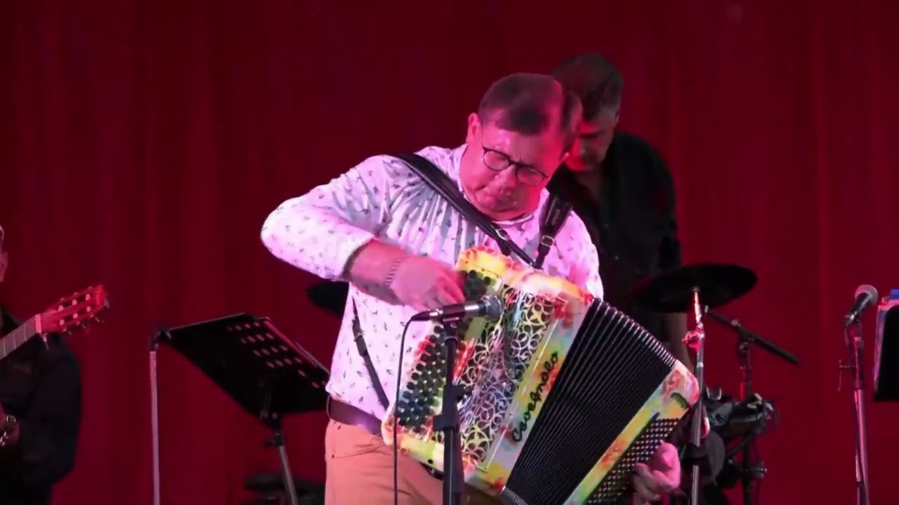 Eric BOUVELLE St Laurent de Ceris juil 2022 Tango