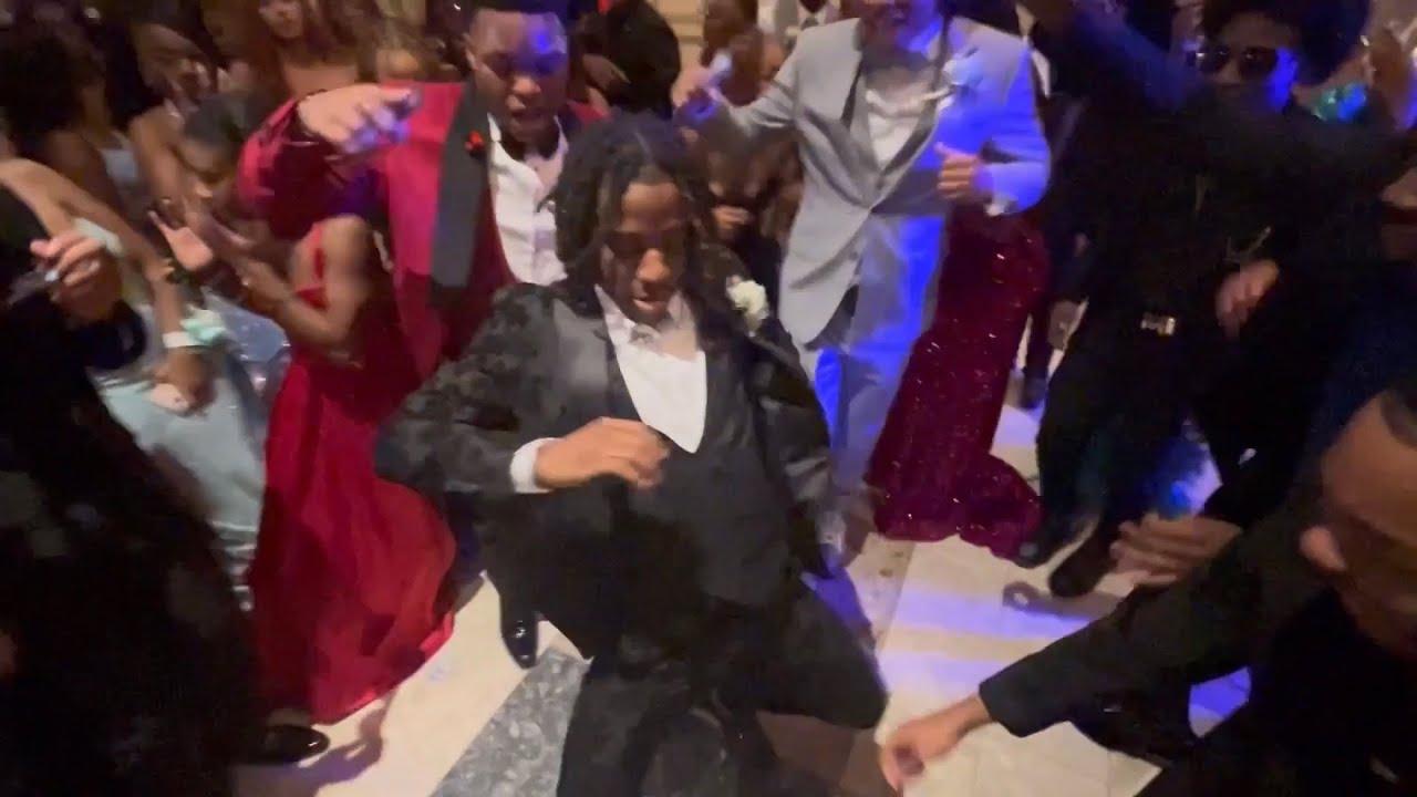 HIGH SCHOOL PROM 2023 WAS CRAZY🔥🔥 | Prom Vlog - YouTube