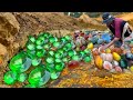 I finding treasure full of diamond, gold and jewels treasure hunting using digging tool