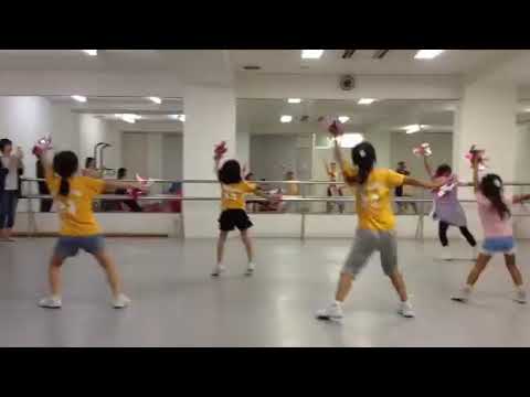 キッズチアダンスA2 キッズガーデン高津教室 振付稽古 キッズダンス　キッズダンススクール