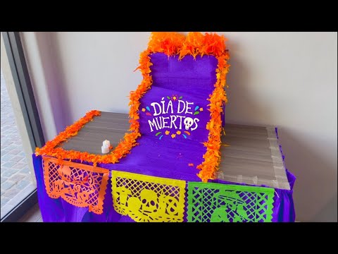 Ahí va quedando el altar de muertos