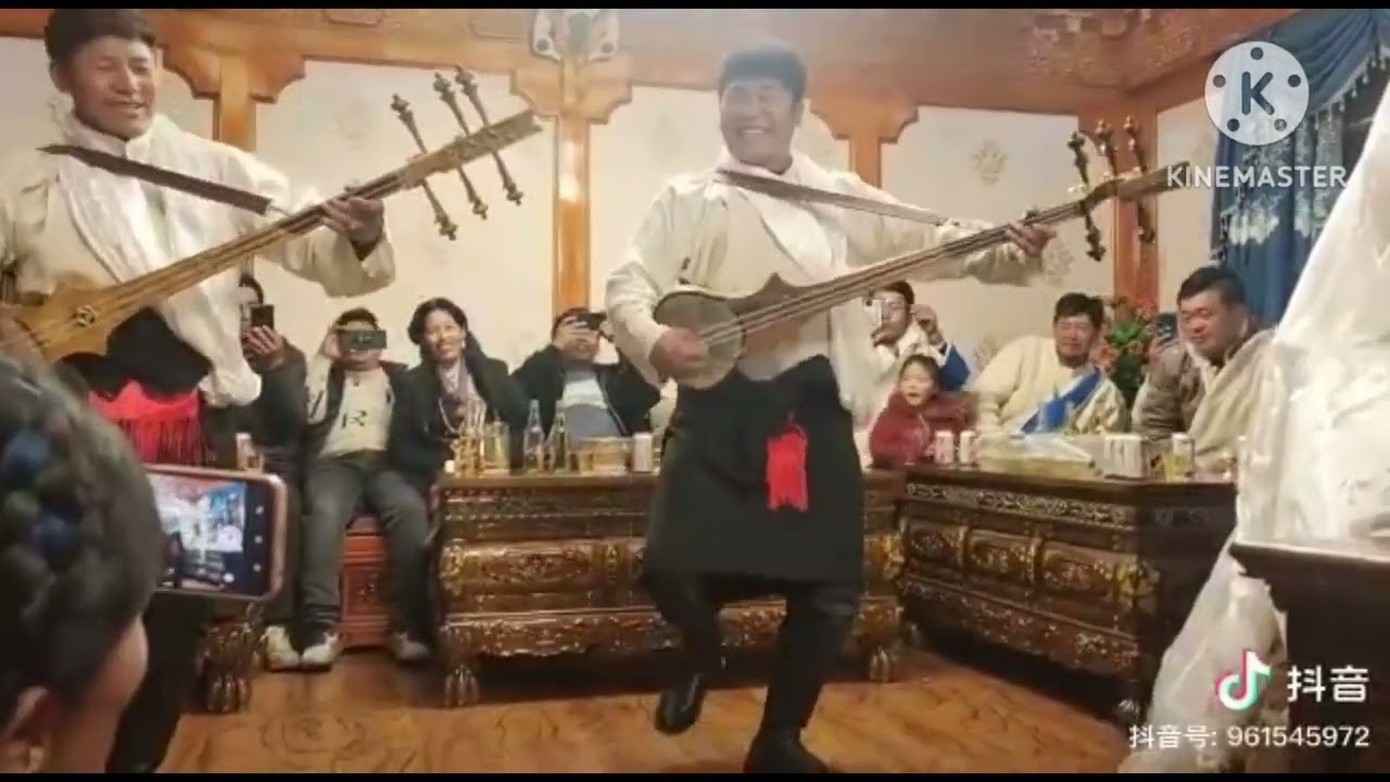 ངམ་གྲོག་རིང་མོའི་སྒྲ་སྙན་དཀྲོལ་རྡུང་གི་སྒྱུ་རྩལ།