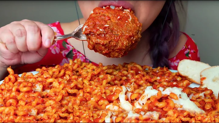 ASMR Spaghetti and MEATBALL (GIANT)  & FUSILLI PASTA Noodles 먹방 Eating Sounds *No Talking* suellASMR