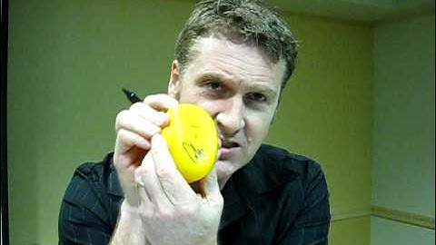 David Kaye Sings to Rubber Ducky