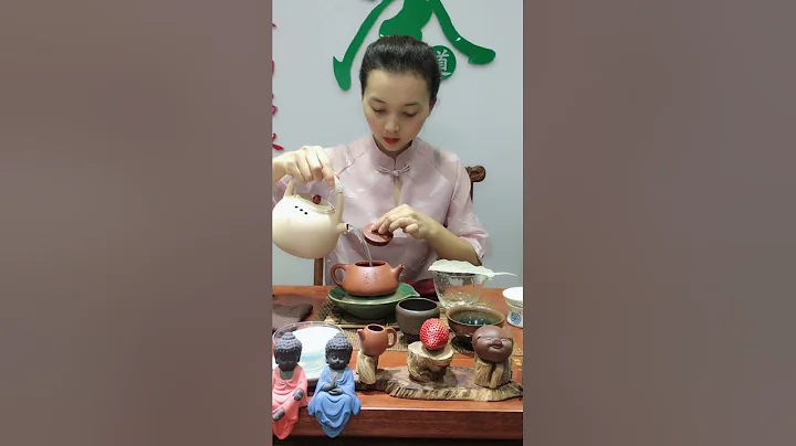 今天泡的是生普洱茶，泡普洱茶我喜歡用壺泡，妳們呢喜歡用蓋碗還是壺泡 購買普洱茶請添加微信：zj4867 #普洱茶 #茶文化 #茶知識 - 天天要聞