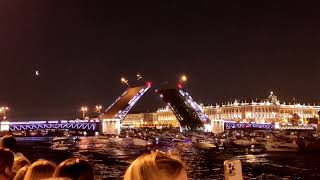 Развод мостов в Питере.Июль 2022г.Санкт Петербург,Нева