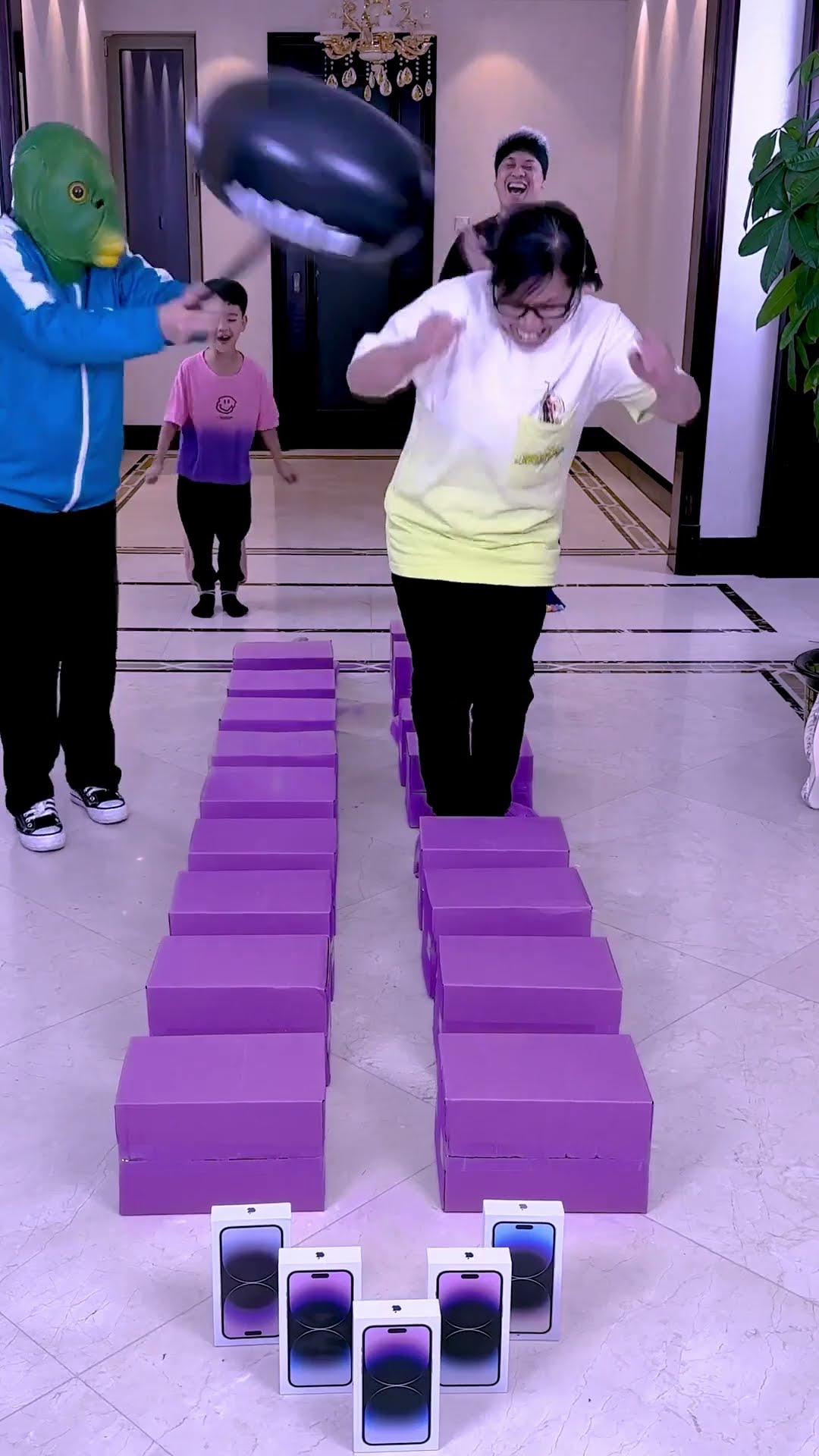 A Big Challenge To See Who Can Last Until The End#Funnyfamily #Partygames #Shorts #Challenge #Funny