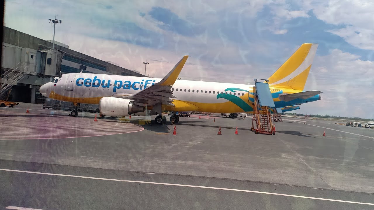 Cebu Pacific Plane Travel from Manila to Tacloban Leyte (part 1) YouTube