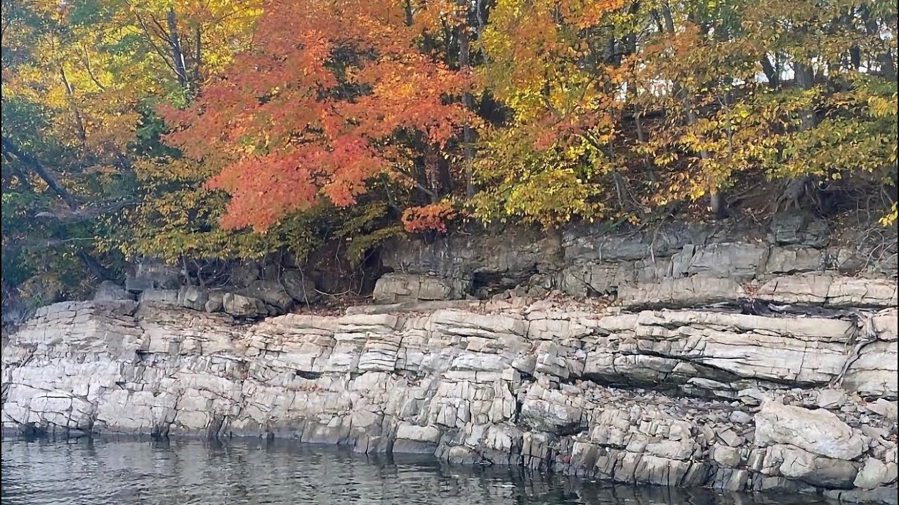 The Trick To Catching Bass When The Leaves Start Changing….