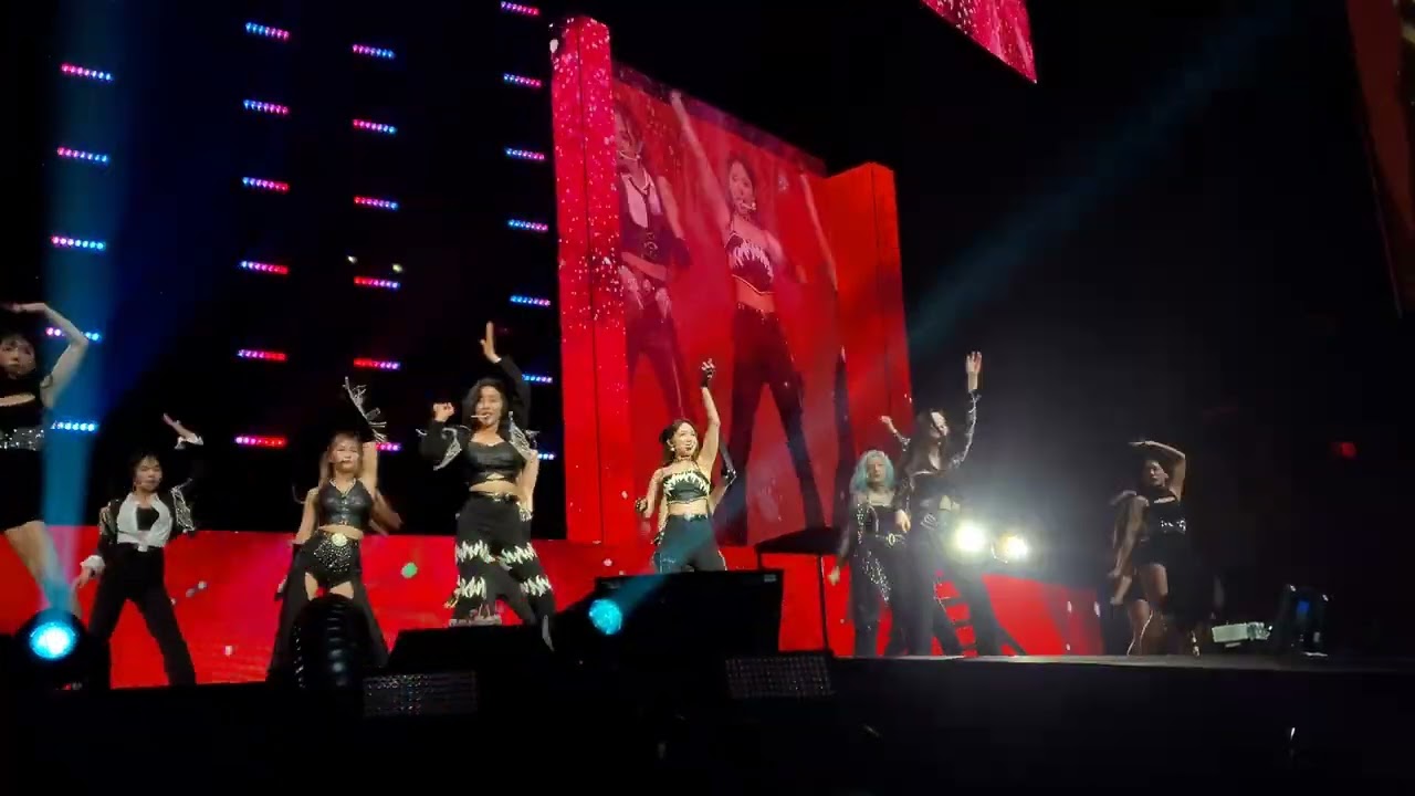 220216 TWICE 4th World Tour 