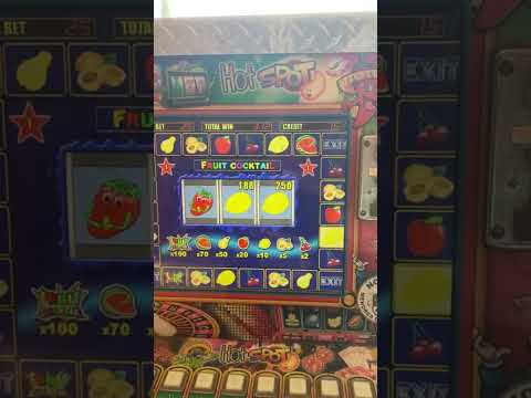 Luxor Casino Las Vegas, Walking Tour 4k