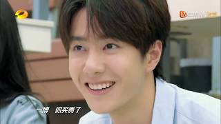 手一抖拍贵了 王一博游戏体验一下没《天天向上》20200517 Day Day Up【芒果TV爱豆娱乐站】