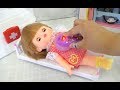 Hospital emergency doctor toy, treatment with heatstroke