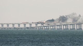 Live: Explosion damages Kerch bridge linking Crimea to Russia • FRANCE 24 English
