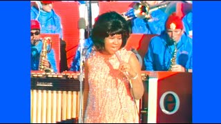 Aretha Franklin • “Baby I Love You/Respect” • LIVE 1968 [Reelin&#39; In The Years Archive]