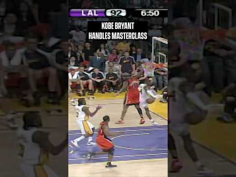 Kobe had the ball on a STRING #lakers