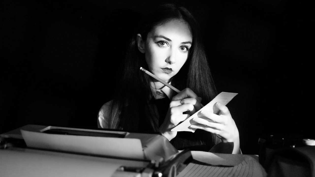 ASMNoir Detective Jen