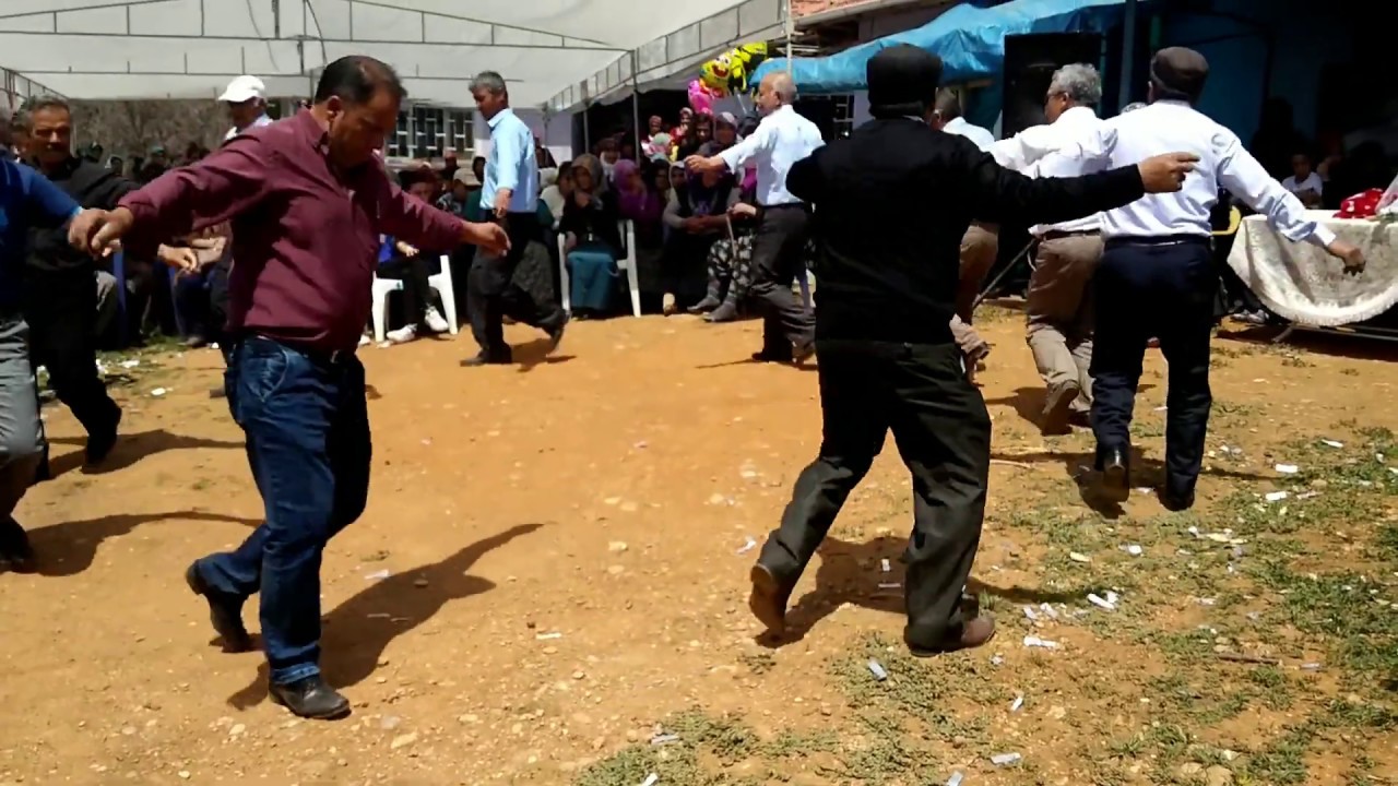 AFYON DİNAR bademli köyü zeybek ekibi