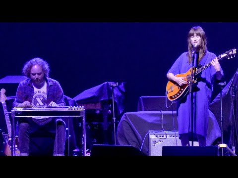 Faye Webster, Better Distractions (live), Fox Theater, Oakland, CA, October 18, 2021 (4K)