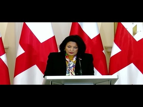 პრეზიდენტმა საშობაოდ ხუთი მსჯავრდებული შეიწყალა