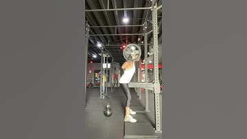 Agachamento Barra nas Costas e Deadlift com Kettlebell (Bi-set)