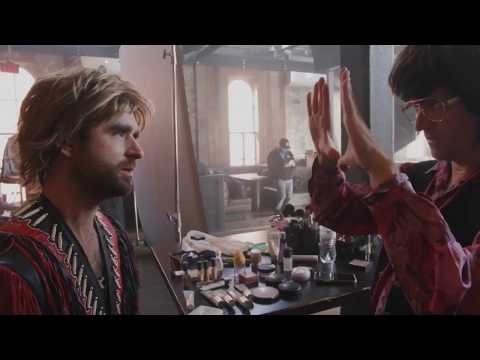 Hot Country Knights - Glam