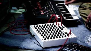 Famous Analogue Solutions AS500-SEQ 64-Step CV Analogue Sequencer with Vintage ARP Odyssey Synthesizer Profile