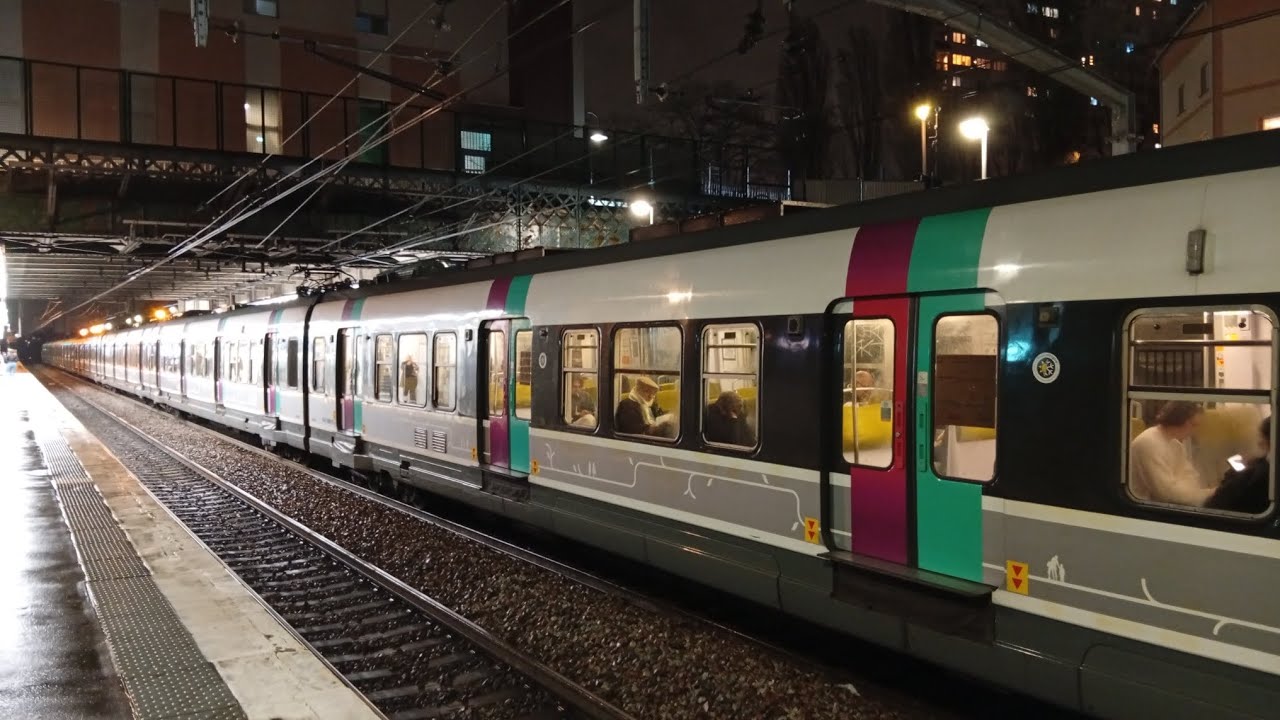 Paris, France 🇨🇵🇨🇵 Airport ✈️🛫 Train 🚆 Vlog in HD VIDEO 📷📷📸📸