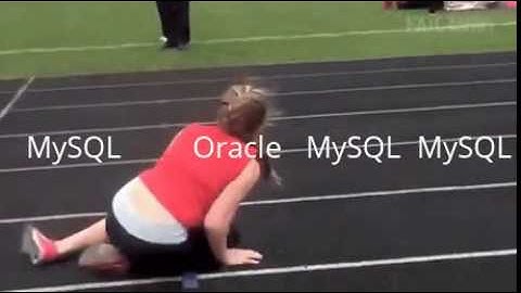 Start a PHP Project with MySQL vs. Oracle 12c