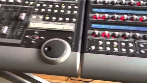 Mackie controllers with reason