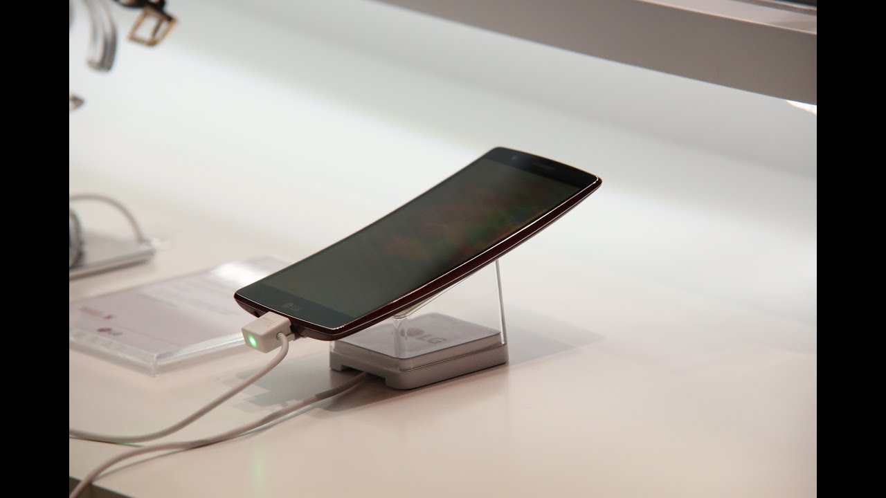 LG Q6 Review In Hindi