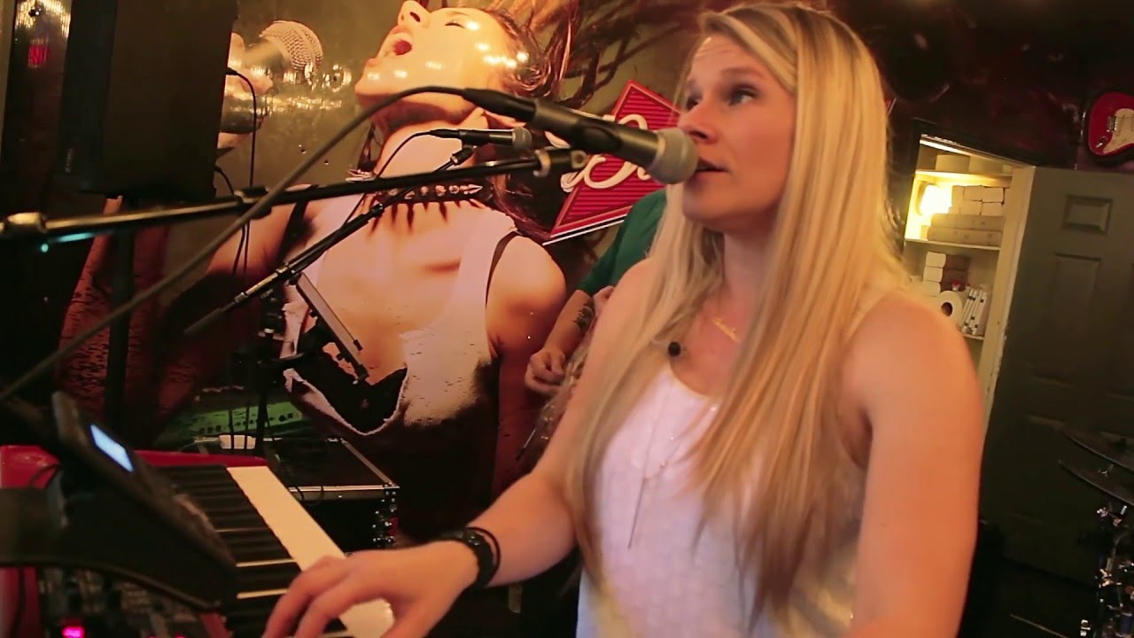 Therese and the Sweetness - For Good