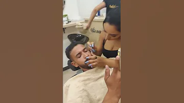 صالون حلاقة رجالي 