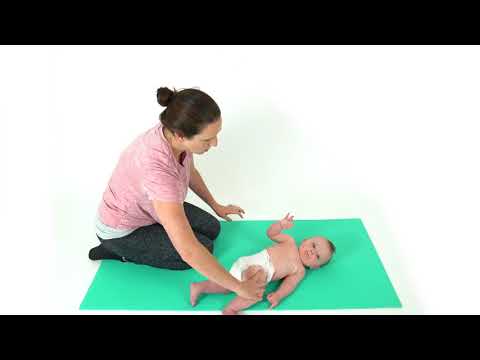 Video: How to Train a Baby on his Stomach (with Pictures)
