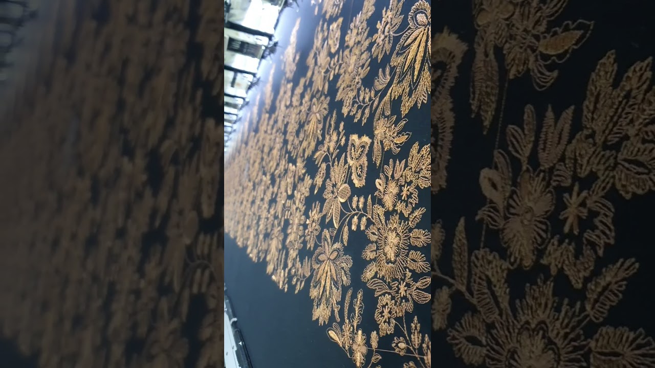 Bareeze linen Suit Latest Winter Dezine