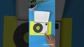 DIY card spinning vinyl record player. Easy paper electric circuit project for beginners. #stem #diy