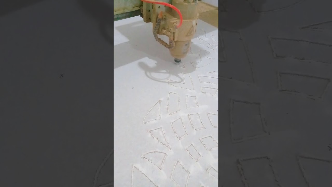 طريقة تخريم بلاكة b13 بالألة cnc YouTube