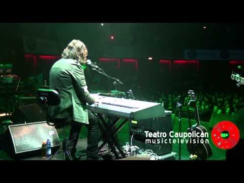 Miguel Mateos Solos en America en vivo Teatro Caupolican 2012