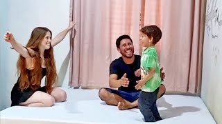 Uma Cama E Colchão Novo Da Emma Colchões Montando A Cama Em Família, Davi, Ruiva E Fabio