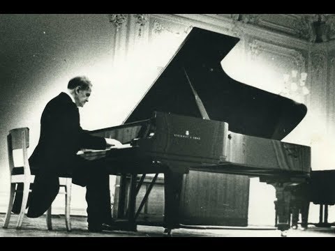 Vladimir Nielsen plays Schubert, Mozart, Chopin – live 1957