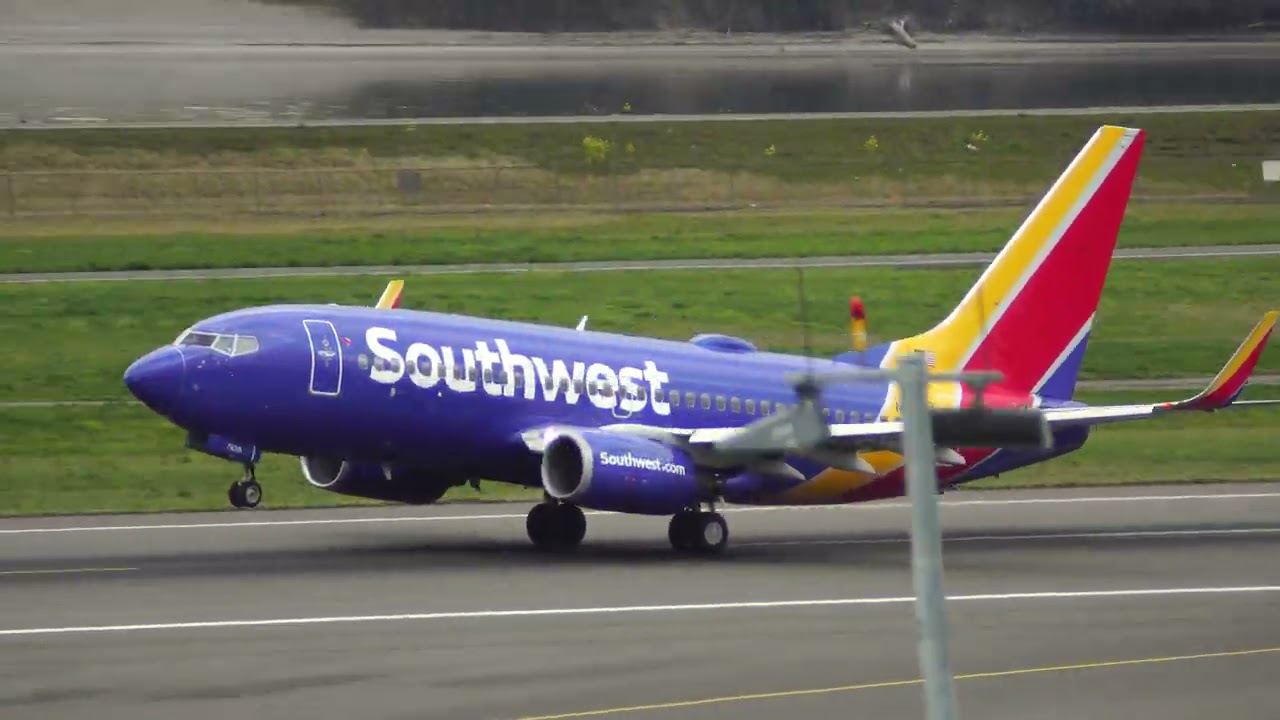 Southwest Boeing 737 800 taking off
