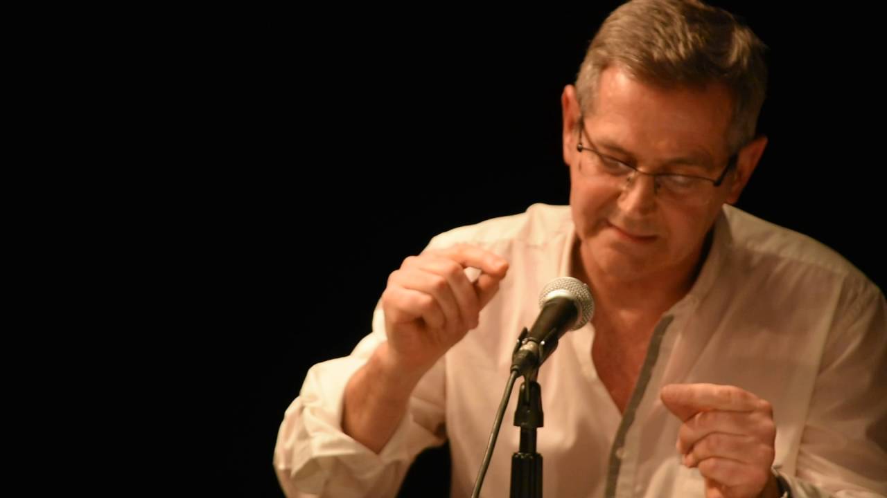 Osvaldo Picardo en el VIII Festival de Poesía en el Centro camera iphone 8 plus apk