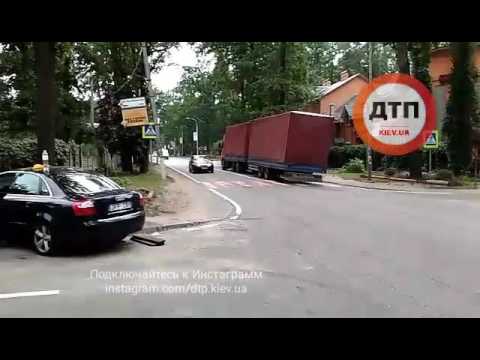 12.07.2017 ДТП БУЧА АУДИ ПЬЯНЫЙ В СТОЛБ 2 12.07.2017 ДТП БУЧА АУДИ ПЬЯНЫЙ В СТОЛБ 2