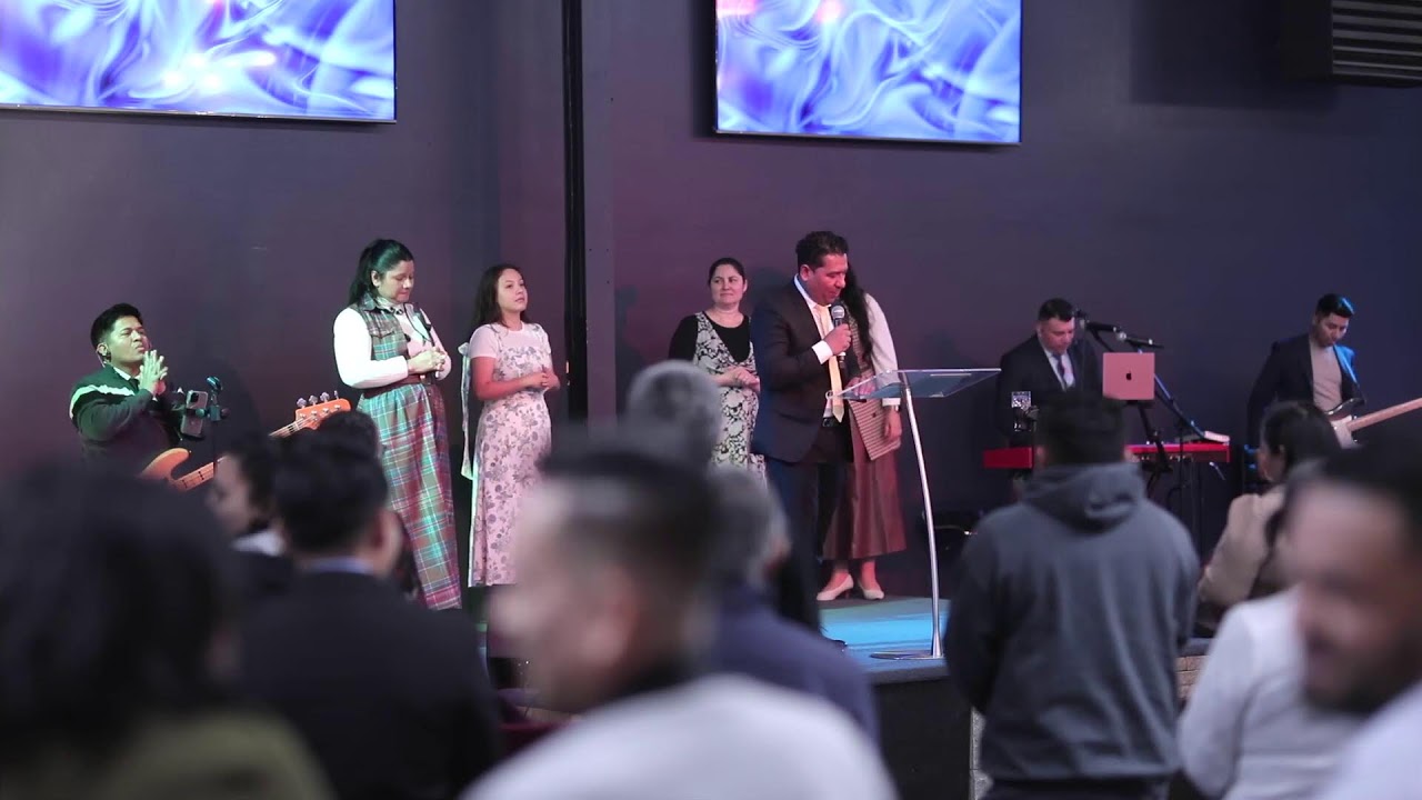 Bienvenidos A Nuestro  Servicio Dominical